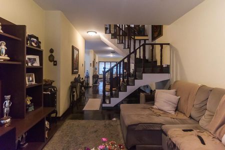 Casa para alugar com 470m², 4 quartos e 10 vagasSala de TV