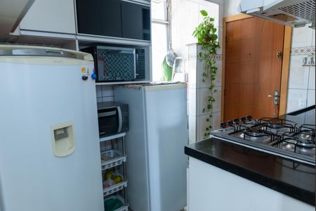 Apartamento à venda com 60m², 2 quartos e 1 vagaCozinha 