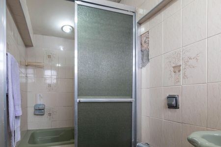 Casa à venda com 150m², 3 quartos e 2 vagasBanheiro da Suíte