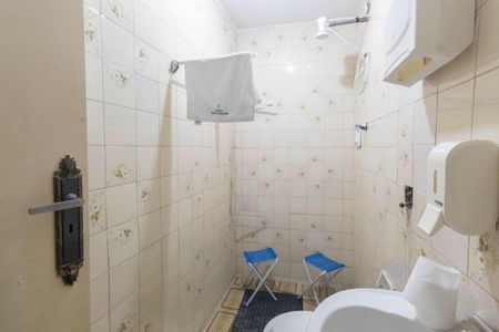 Casa à venda com 150m², 3 quartos e 2 vagasBanheiro 3
