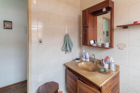 Casa à venda com 150m², 3 quartos e 2 vagasBanheiro 1