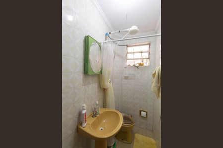 Casa à venda com 150m², 3 quartos e 2 vagasBanheiro 2