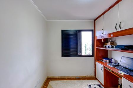 Apartamento à venda com 78m², 3 quartos e 2 vagasQuarto 2