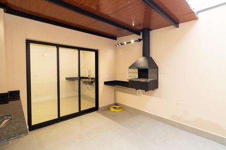 Casa à venda com 103m², 3 quartos e 2 vagasÁrea de Serviço