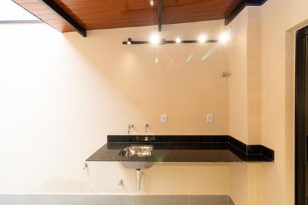 Casa à venda com 103m², 3 quartos e 2 vagasÁrea de Serviço