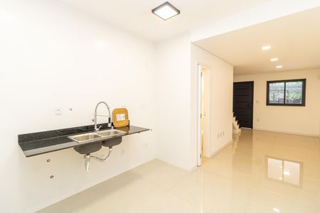 Casa à venda com 97m², 2 quartos e 2 vagasCozinha