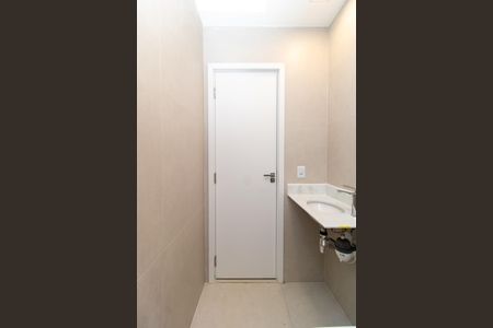 Casa à venda com 97m², 2 quartos e 2 vagasBanheiro da Suíte 1