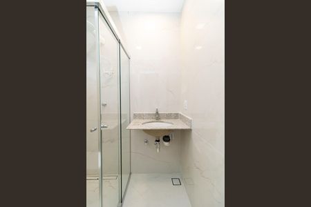 Casa à venda com 105m², 3 quartos e 2 vagasBanheiro da Suíte