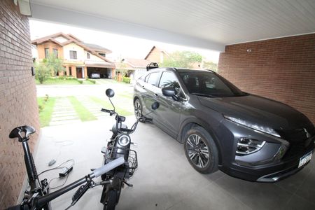 Casa de condomínio para alugar com 380m², 4 quartos e sem vagaGaragem