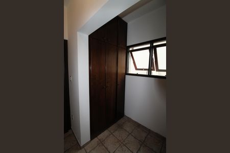 Casa de condomínio para alugar com 380m², 4 quartos e sem vagaSuíte 1