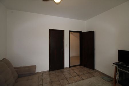 Casa de condomínio para alugar com 380m², 4 quartos e sem vagaQuarto 1