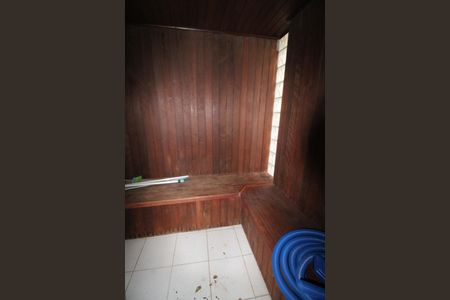 Casa de condomínio para alugar com 380m², 4 quartos e sem vagaÁrea de Lazer Sauna