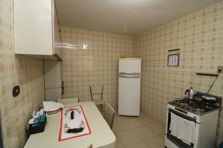 Casa à venda com 180m², 2 quartos e 4 vagasCozinha