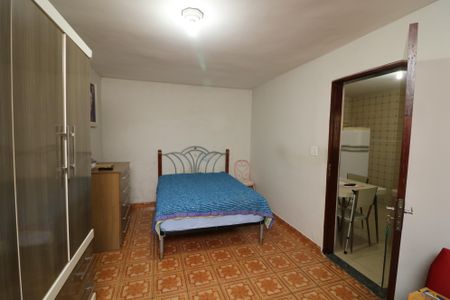 Casa à venda com 180m², 2 quartos e 4 vagasQuarto 2
