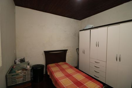 Casa à venda com 180m², 2 quartos e 4 vagasQuarto