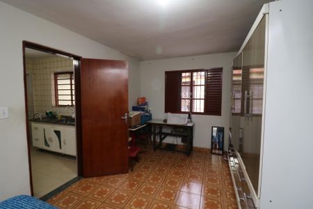 Casa à venda com 180m², 2 quartos e 4 vagasQuarto 2
