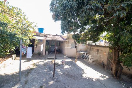 Casa à venda com 295m², 2 quartos e 3 vagasQuintal