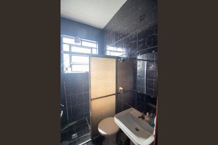 Casa à venda com 295m², 2 quartos e 3 vagasBanheiro Social