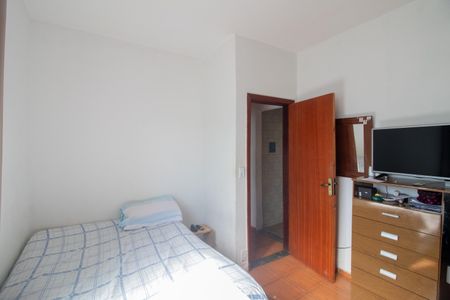 Casa à venda com 295m², 2 quartos e 3 vagasQuarto 2