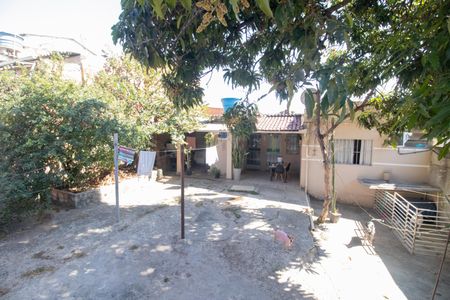 Casa à venda com 295m², 2 quartos e 3 vagasQuintal