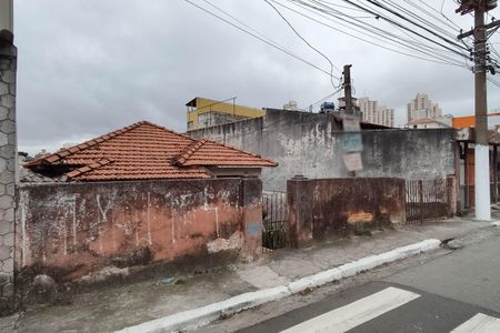 Casa à venda com 400m², 2 quartos e 6 vagasFachada