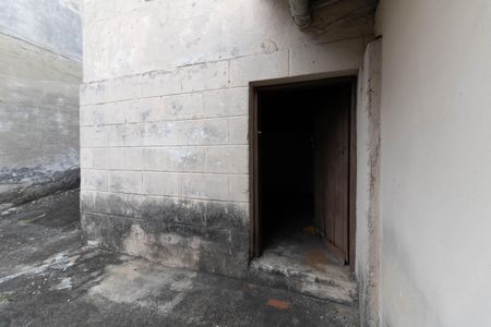 Casa à venda com 400m², 2 quartos e 6 vagasDepósito