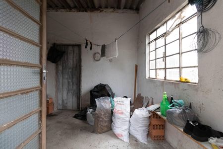 Casa à venda com 400m², 2 quartos e 6 vagasLavanderia