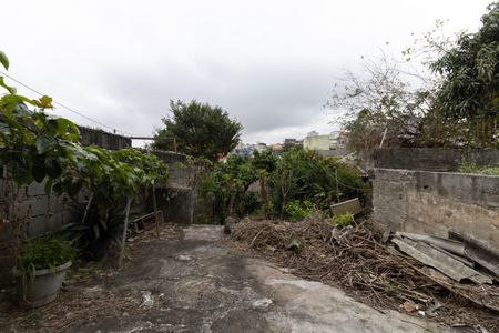 Casa à venda com 400m², 2 quartos e 6 vagasQuintal