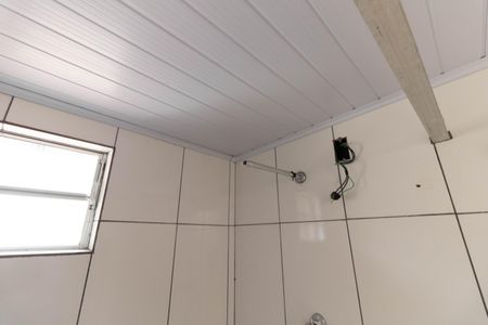 Casa à venda com 400m², 2 quartos e 6 vagasBanheiro 1