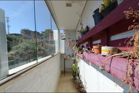 Apartamento à venda com 164m², 3 quartos e 2 vagasCobertura