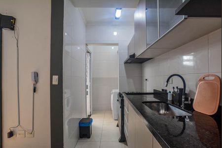 Apartamento à venda com 51m², 2 quartos e 2 vagasCozinha
