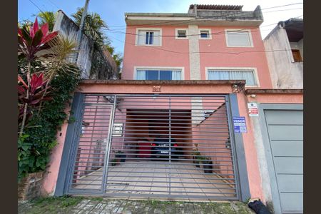 Casa à venda com 133m², 3 quartos e 4 vagasFachada