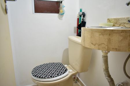 Casa à venda com 133m², 3 quartos e 4 vagasLavabo