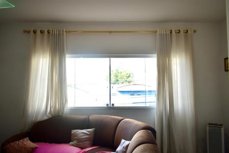 Casa à venda com 133m², 3 quartos e 4 vagasSala