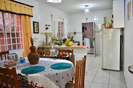 Casa à venda com 133m², 3 quartos e 4 vagasCozinha