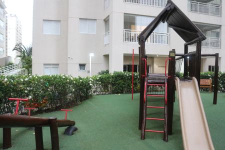 Apartamento à venda com 86m², 2 quartos e 2 vagasÁrea comum - Playground