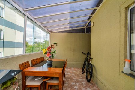 Apartamento à venda com 106m², 2 quartos e 1 vaga Apartamento à venda com 106m², 2 quartos e 1 vagaÁrea de Serviço