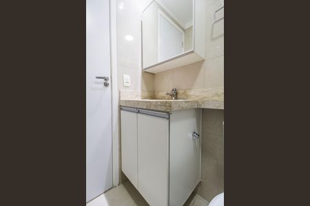 Apartamento à venda com 74m², 2 quartos e 1 vagaBanheiro Social