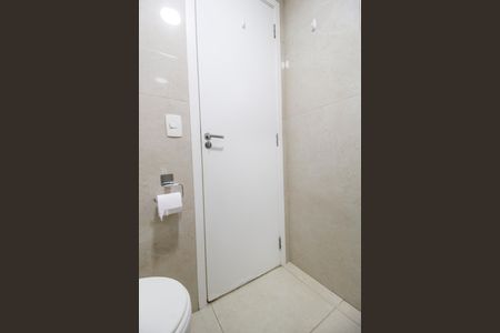 Apartamento à venda com 74m², 2 quartos e 1 vagaBanheiro da Suíte