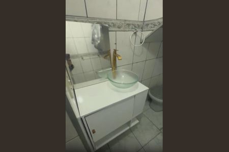 Banheiro casa 1 de casa à venda com 4 quartos, 140m² em Parque João Ramalho, Santo André