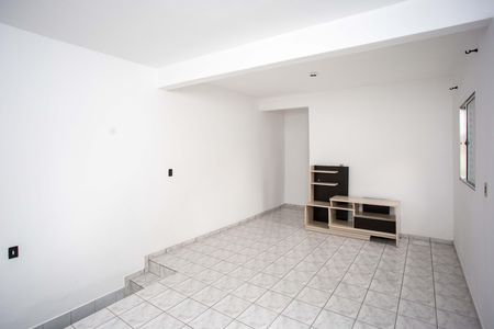 Casa para alugar com 64m², 1 quarto e 1 vagaQuarto