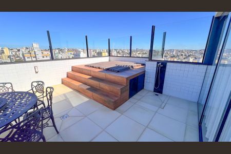 Apartamento à venda com 376m², 5 quartos e 6 vagasÁrea Externa