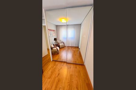 Apartamento à venda com 376m², 5 quartos e 6 vagasQuarto