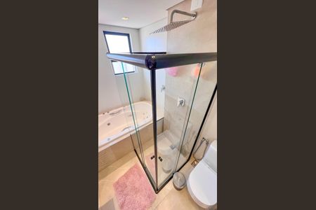 Apartamento à venda com 376m², 5 quartos e 6 vagasBanheiro Social 2