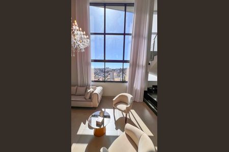 Apartamento à venda com 376m², 5 quartos e 6 vagasSala