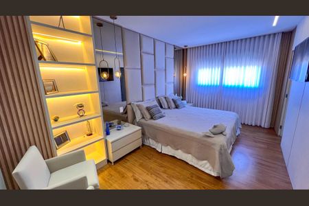 Apartamento à venda com 376m², 5 quartos e 6 vagasSuíte 1