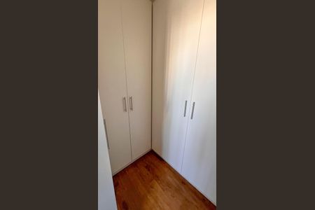 Apartamento à venda com 376m², 5 quartos e 6 vagasQuarto de Serviço