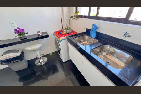 Apartamento à venda com 376m², 5 quartos e 6 vagasÁrea Externa