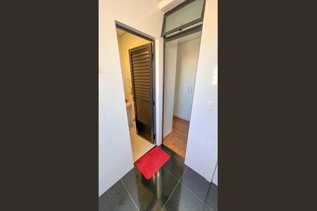 Apartamento à venda com 376m², 5 quartos e 6 vagasQuarto de Serviço