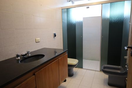 Casa à venda com 945m², 4 quartos e 2 vagasBanheiro